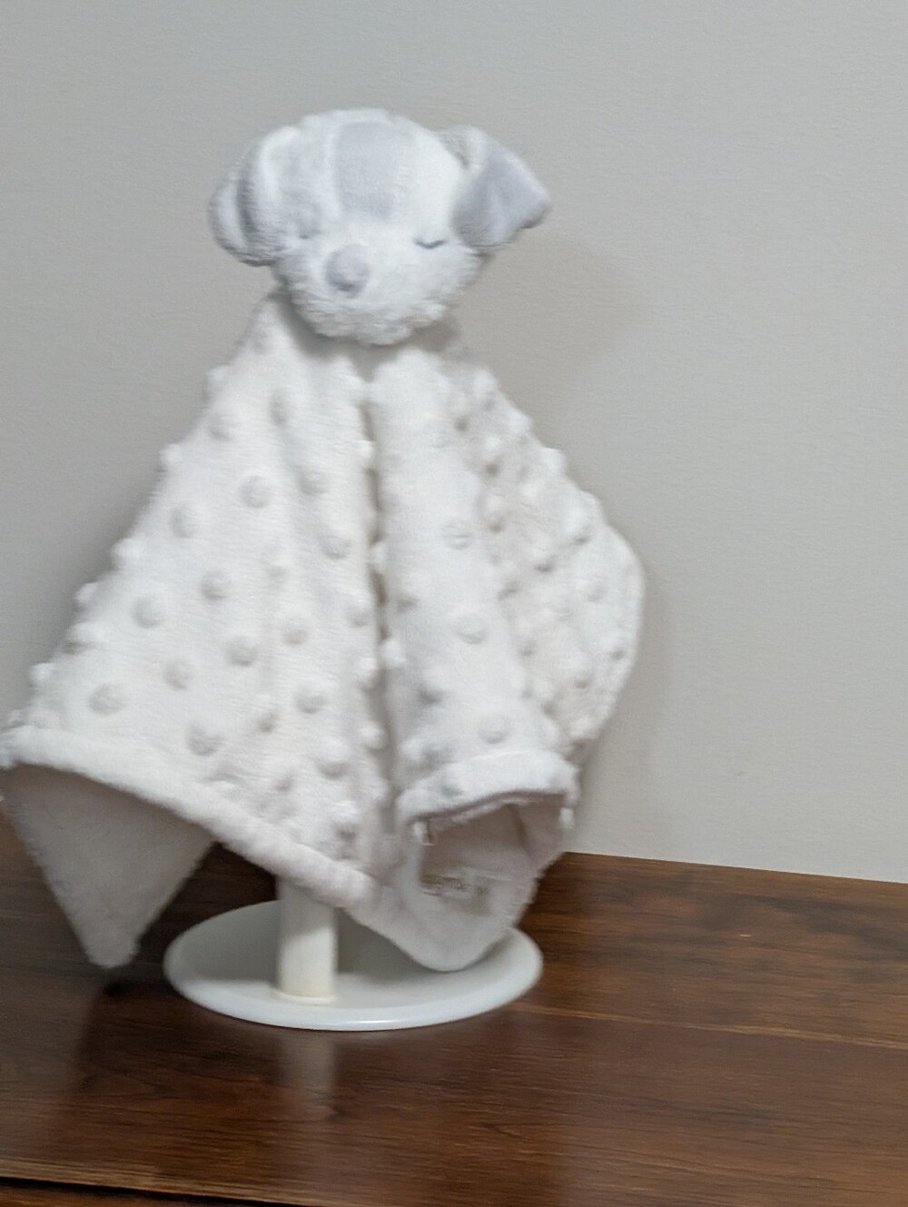 PUPPY Dog Lovey White Gray Blankets & Beyond Baby Security. Bumpy Texture. GUC.
